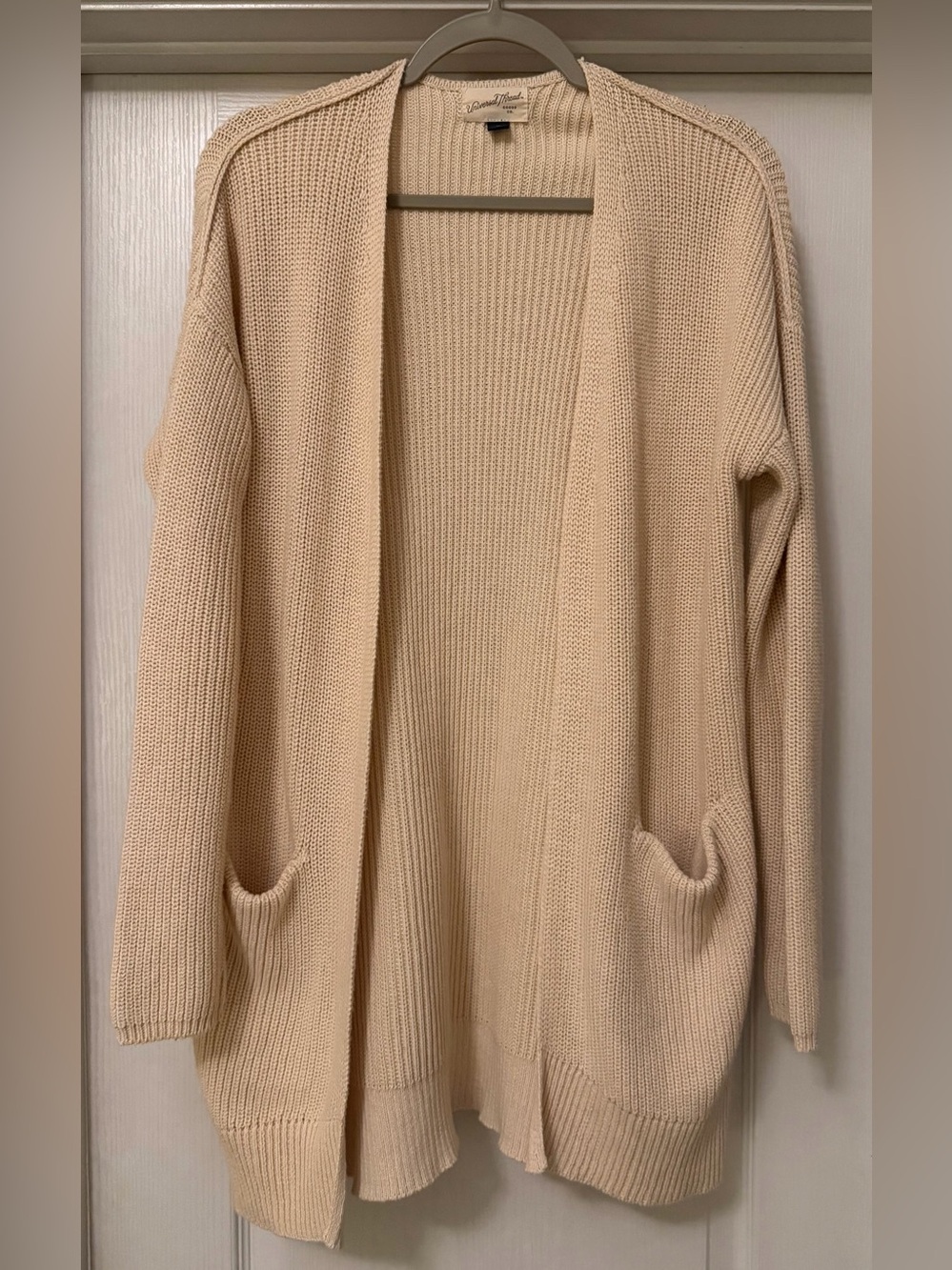 Universal Thread ribbed knit cardigan with pockets size medium
